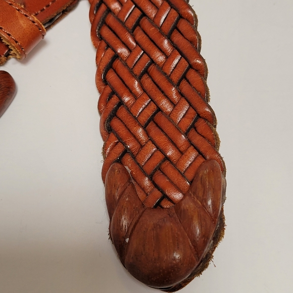Linda Allard for Ellen Tracy Woven Vintage Belt - Picture 4 of 6